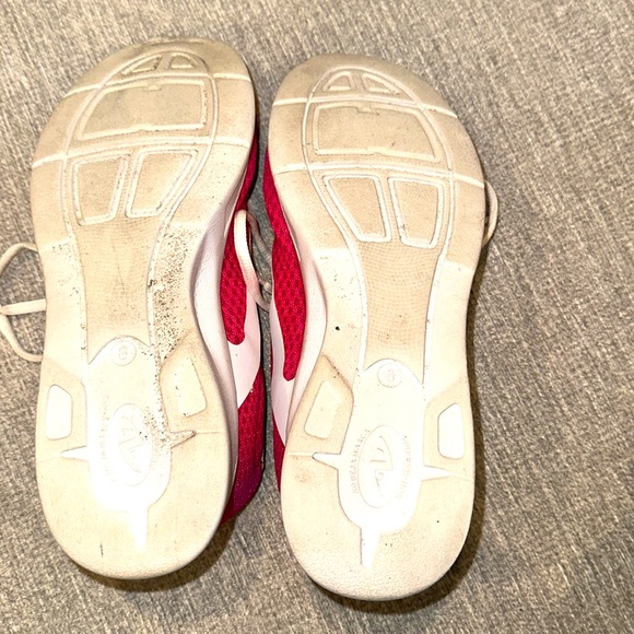 Athletic Works Mesh Memory Foam tennis shoes size 8 - Picture 6 of 6